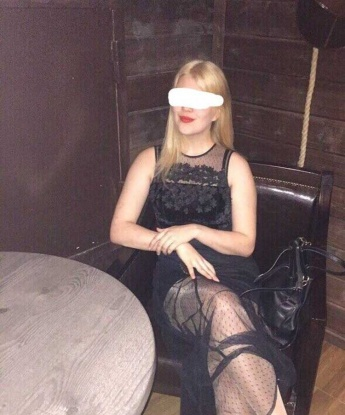 У меня шикарные фото и отличные отзывы – я настоящая профессионалка. Приглашу вас в мир наслаждения и релаксации. В Москве я живу уже долгое время и знаю как создать незабываемую атмосферу 🌃. Подарю тебе мою нежность и ощущение полного счастья. Имею множество возможностей, которые ты сможешь испытать. Обещаю, что ты не останешься равнодушным! 💋 Доверься мне, и я сделаю все, чтобы ты был доволен. Позвони мне сейчас, и ты узнаешь, что такое настоящий праздник страсти! 🥂 3858, 18 лет