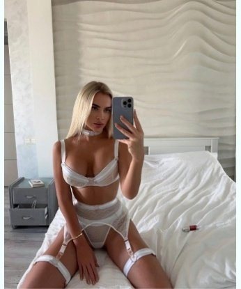 Мое пылкое тело и умелые руки доставят тебе незабываемое удовольствие. В моих услугах есть все, что ты захочешь испытать - классический секс, оральные ласки, массаж и многое другое. Я искушение, от которого невозможно устоять. Фото моей стройной фигуры и изящных форм убедят тебя в этом. Живу в Москве и готова встретиться с тобой в уютной обстановке или приехать к тебе. Мои клиенты описывают меня как лучшую в своем деле - проверь сам и ты не пожалеешь. 🌟🔥💋 9651, 28 лет